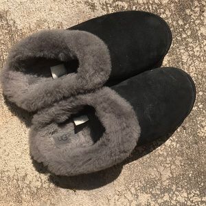 Ugg Slides Size 10